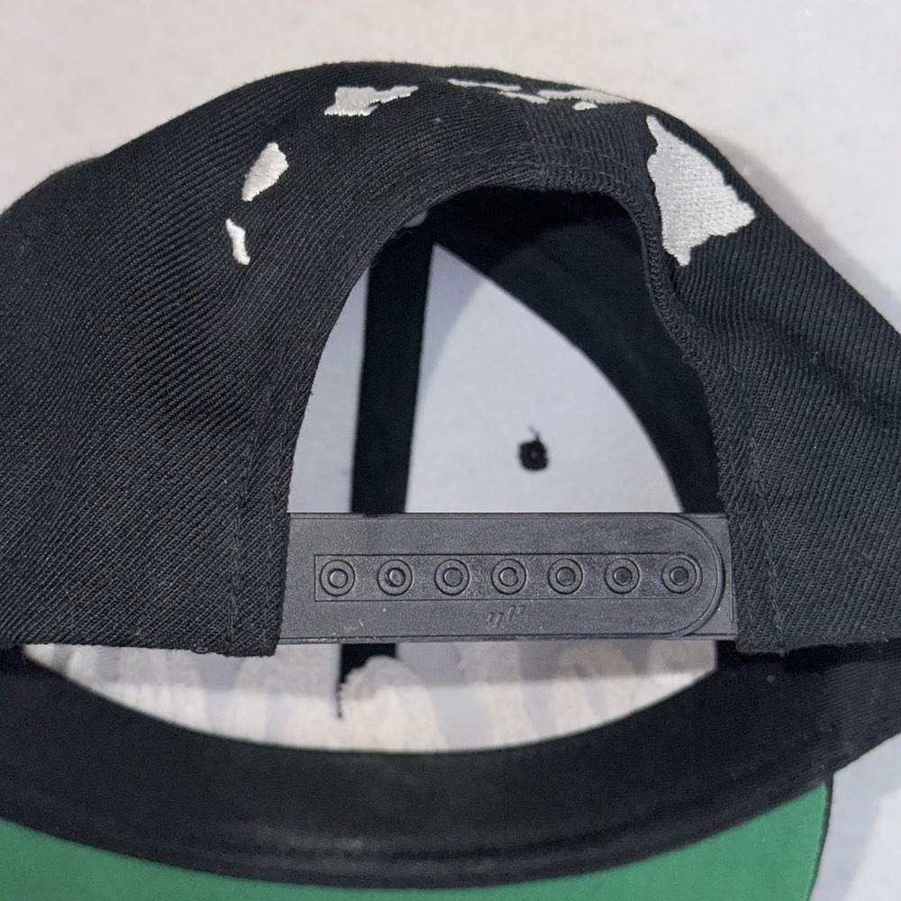 Aloha Hawaii Snapback Hat Black White Embroidered Green Underbrim Yupoong - Picture 9 of 9